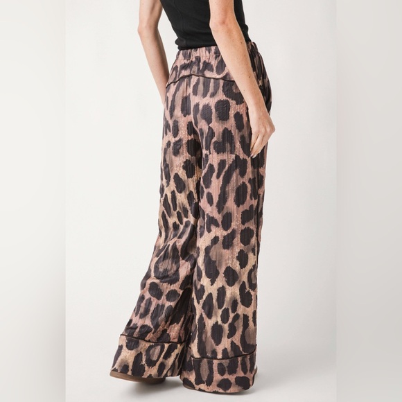 NWT Free People All Out Satin Leopard Pants - Picture 2 of 5